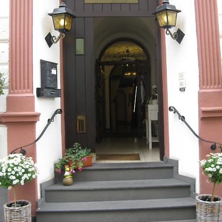 Hotel-Restaurant Kastel Bernkastel-Kues Bagian luar foto