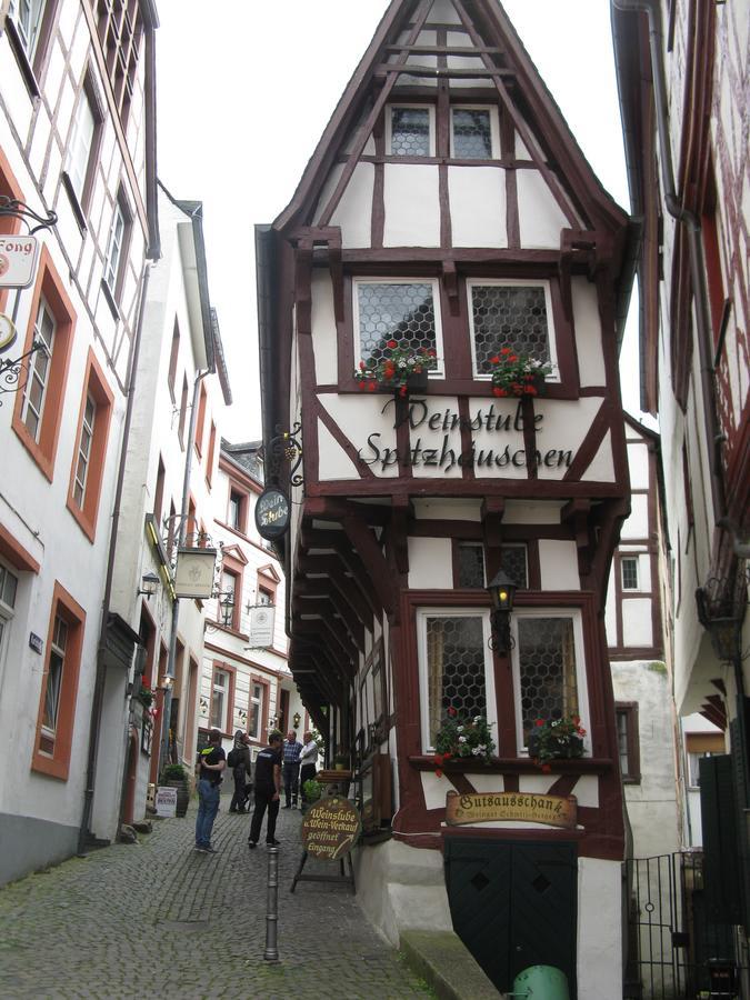 Hotel-Restaurant Kastel Bernkastel-Kues Bagian luar foto