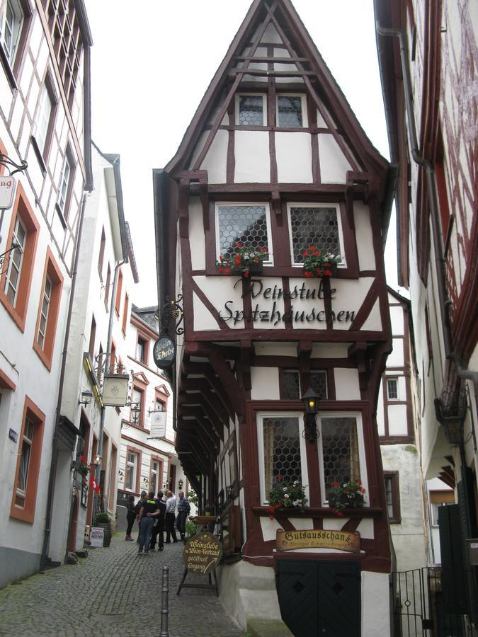 Hotel-Restaurant Kastel Bernkastel-Kues Bagian luar foto